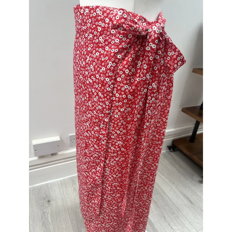 Wrap Skirt - Red Flowers (S)