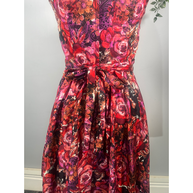 Tea Dress - Red Rose Galore (12), Lady V London