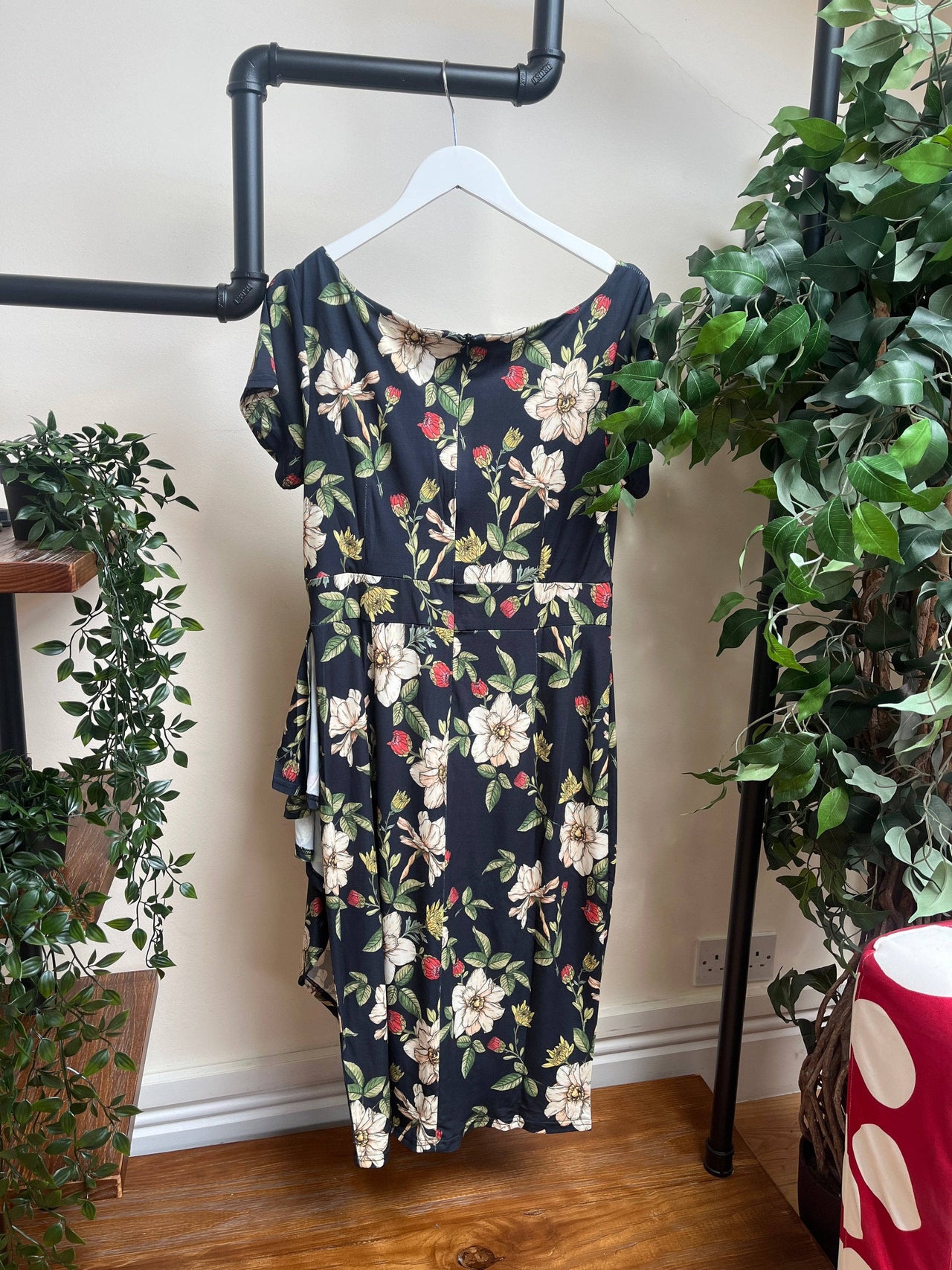 Elsie Dress - Black Floral (14) 14 Lady Vintage London Outlet