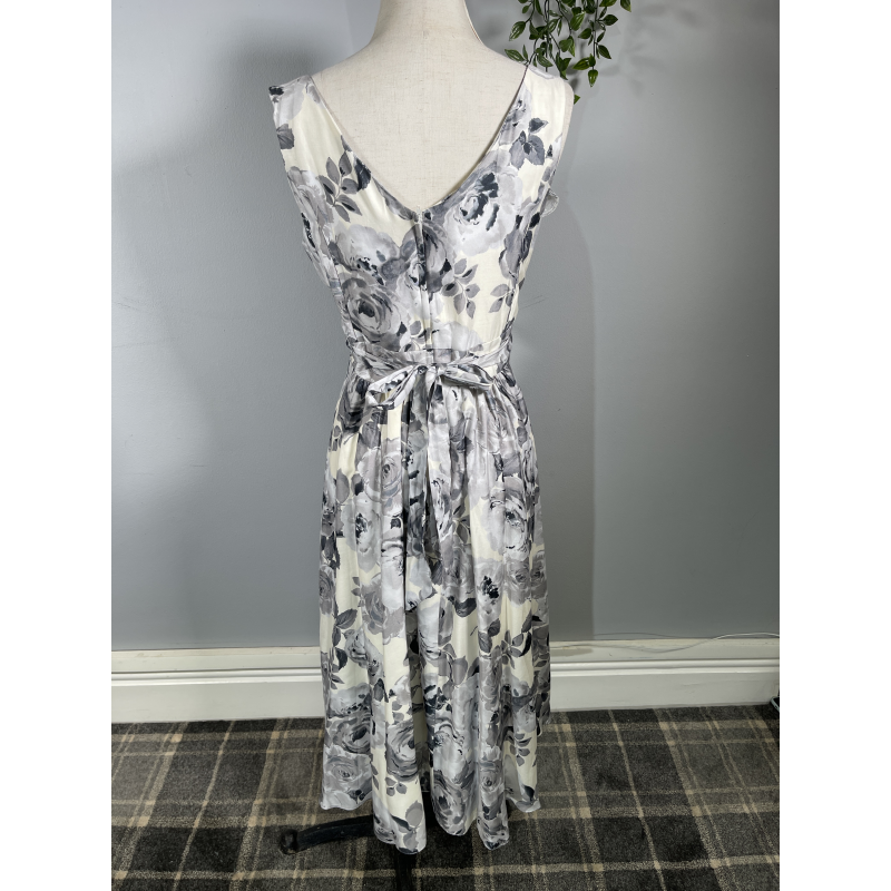 Hepburn Dress - Classic 50s (18), Lady V London