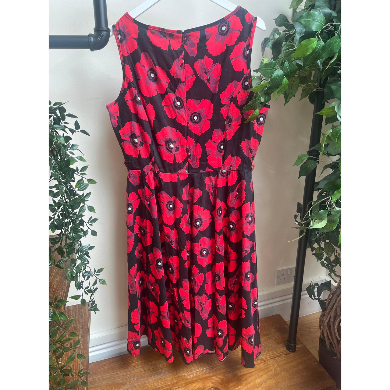 Hepburn Dress - Fuchsia Floral (18) 18 Lady Vintage London Outlet