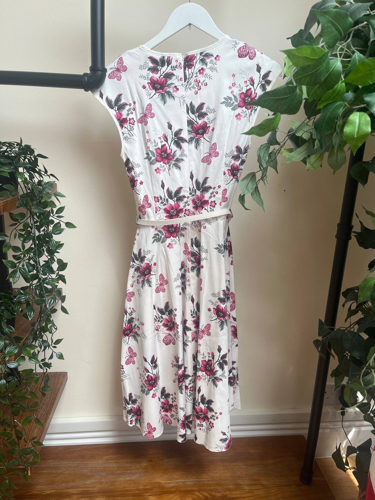 Isabella Dress - Pink Flowers on White (12) 12 Lady Vintage London Outlet