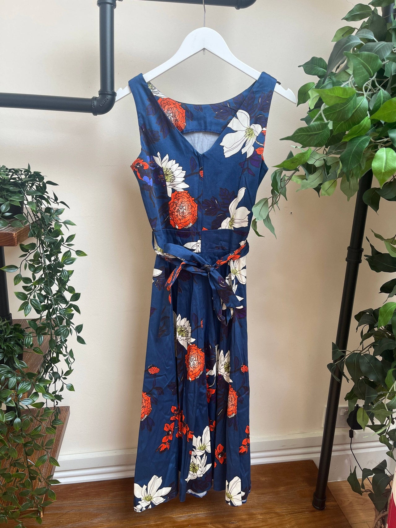 Tea Dress - Lilies on Navy (10) 10 Lady Vintage London Outlet